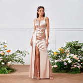 Robe taille haute avec bretelles et haut tube et fente latérale haute